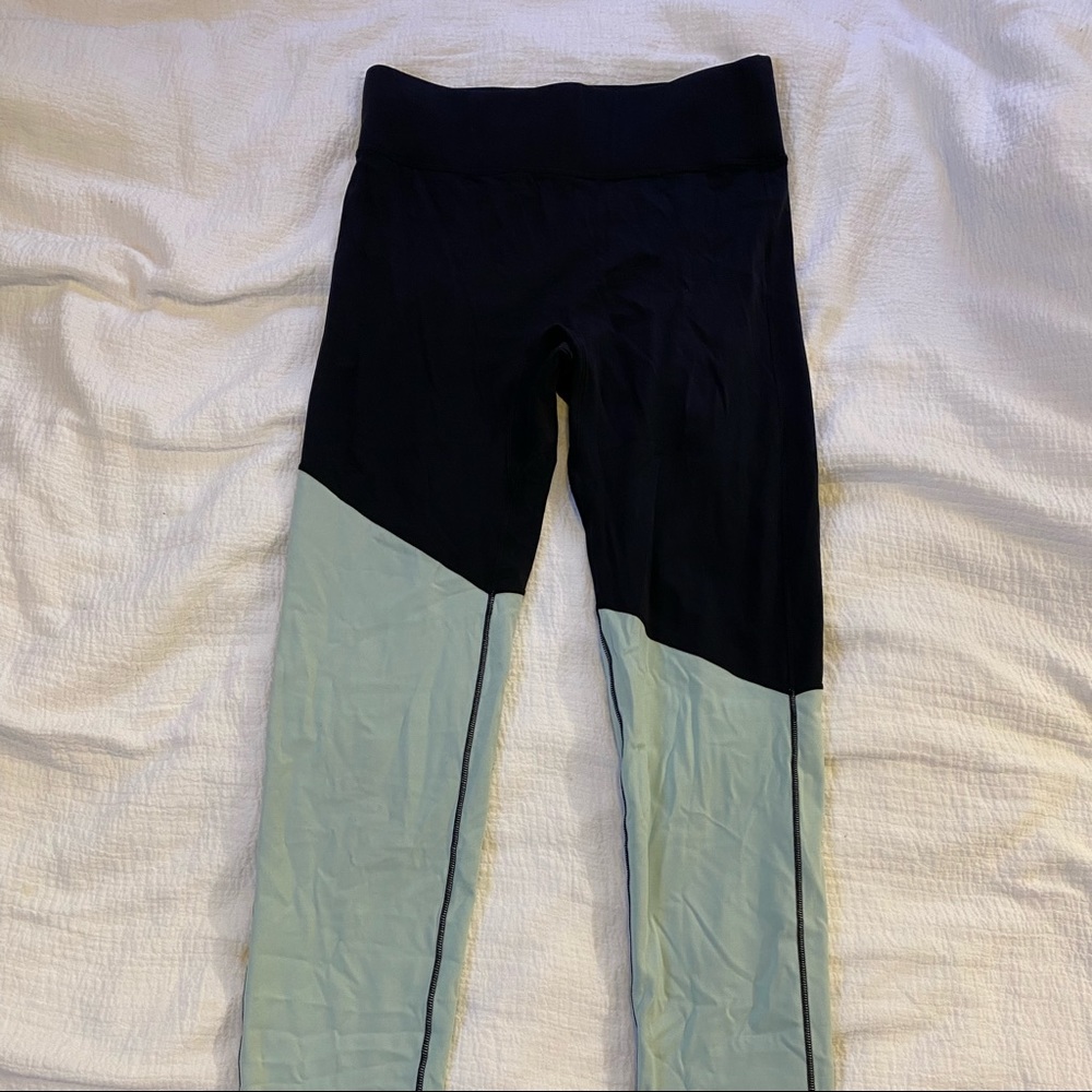 ALL ACCESS CENTER STAGE LEGGING